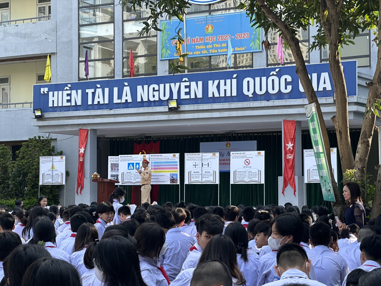 Chương trình: Kỷ niệm 82 năm ngày thành lập Đội TNTP HCM( 15/5/1941- 15/5/2023) và tuyên truyền An toàn giao thông